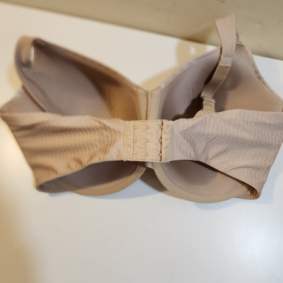 PLANTEX Nube Underwired Plus Size Bra 40DDD - Picture 10 of 11